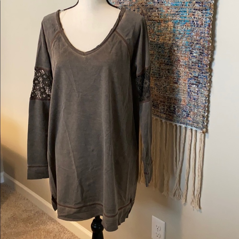 Oversized brown knit top